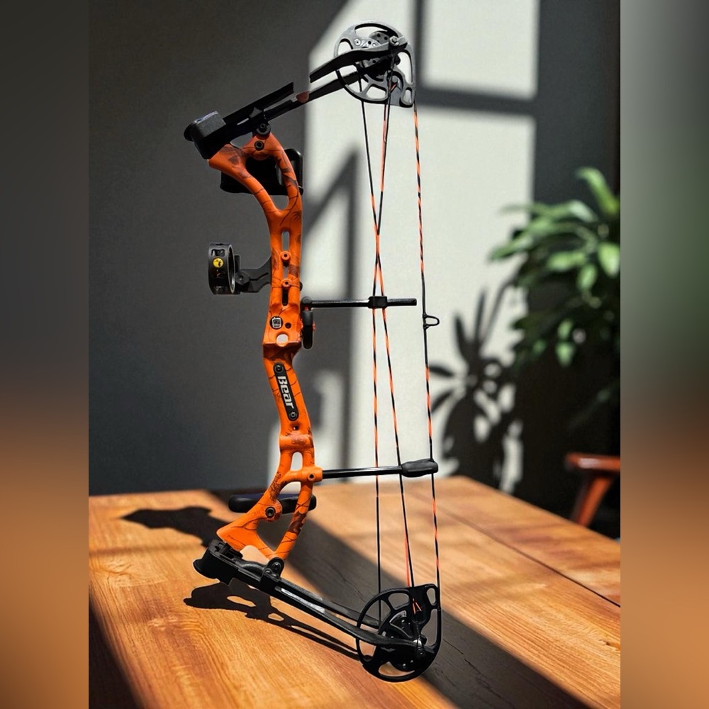 🎯 Bear Apprentice 3 Compound Bow – Youth/Small Frame – Orange Camo